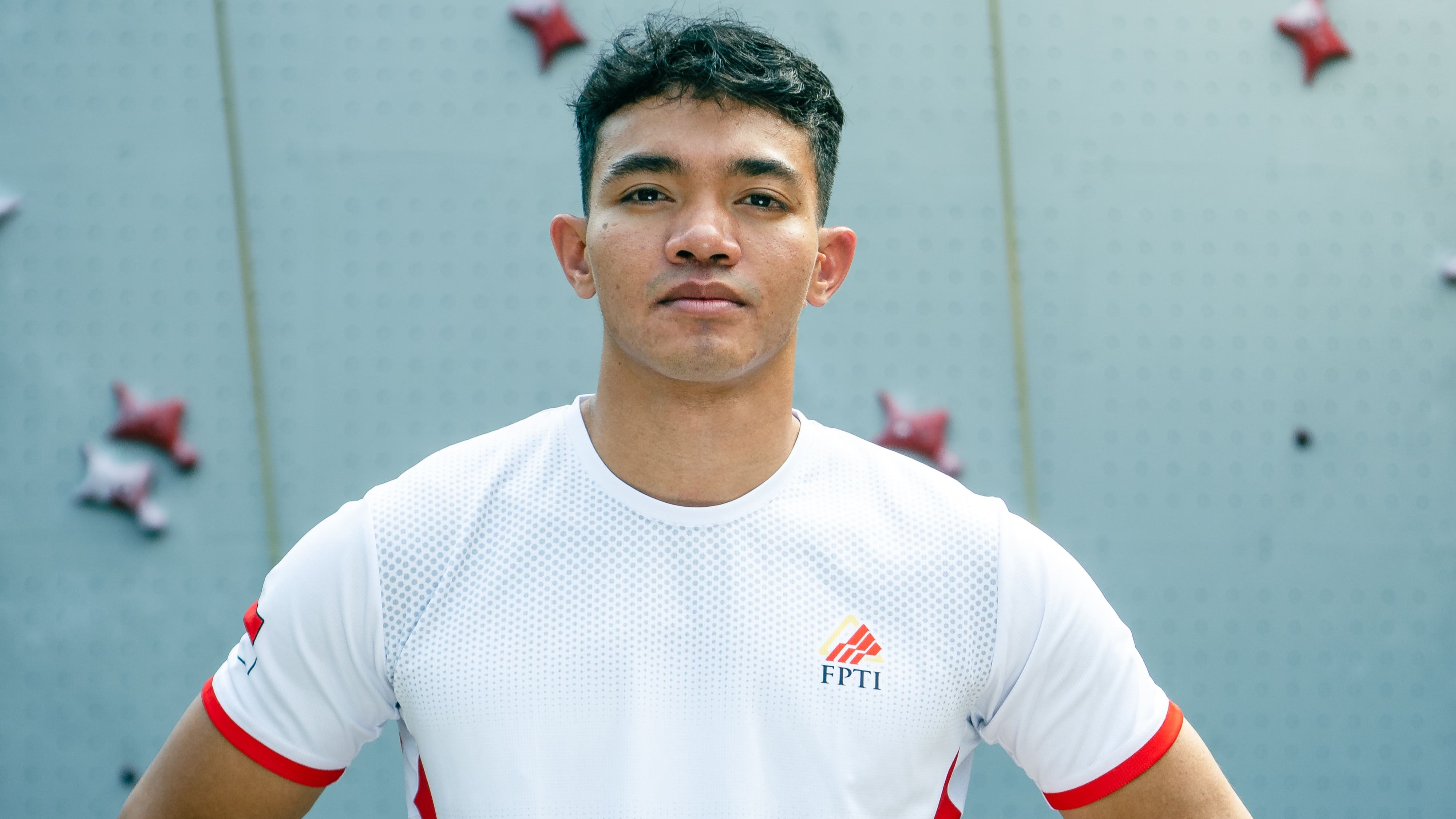 Kiromal Katibin Jadi Atlet Panjat Tebing Ranking 1 Dunia
